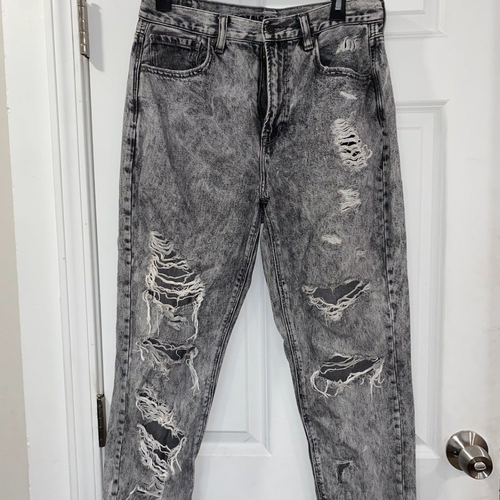 Acid Washed Y2K mom jeans